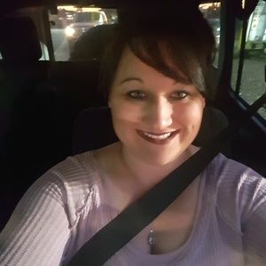 Meet your Posher, Cassandra